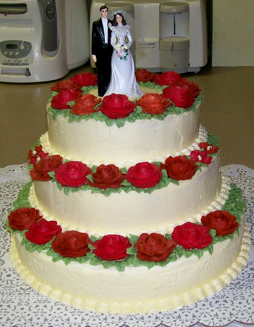 roses-wedding-cake